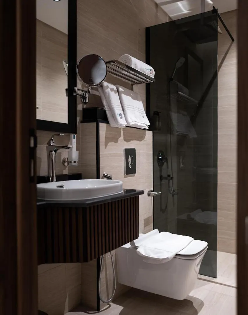 كمباوند لفيف Apartment Medina